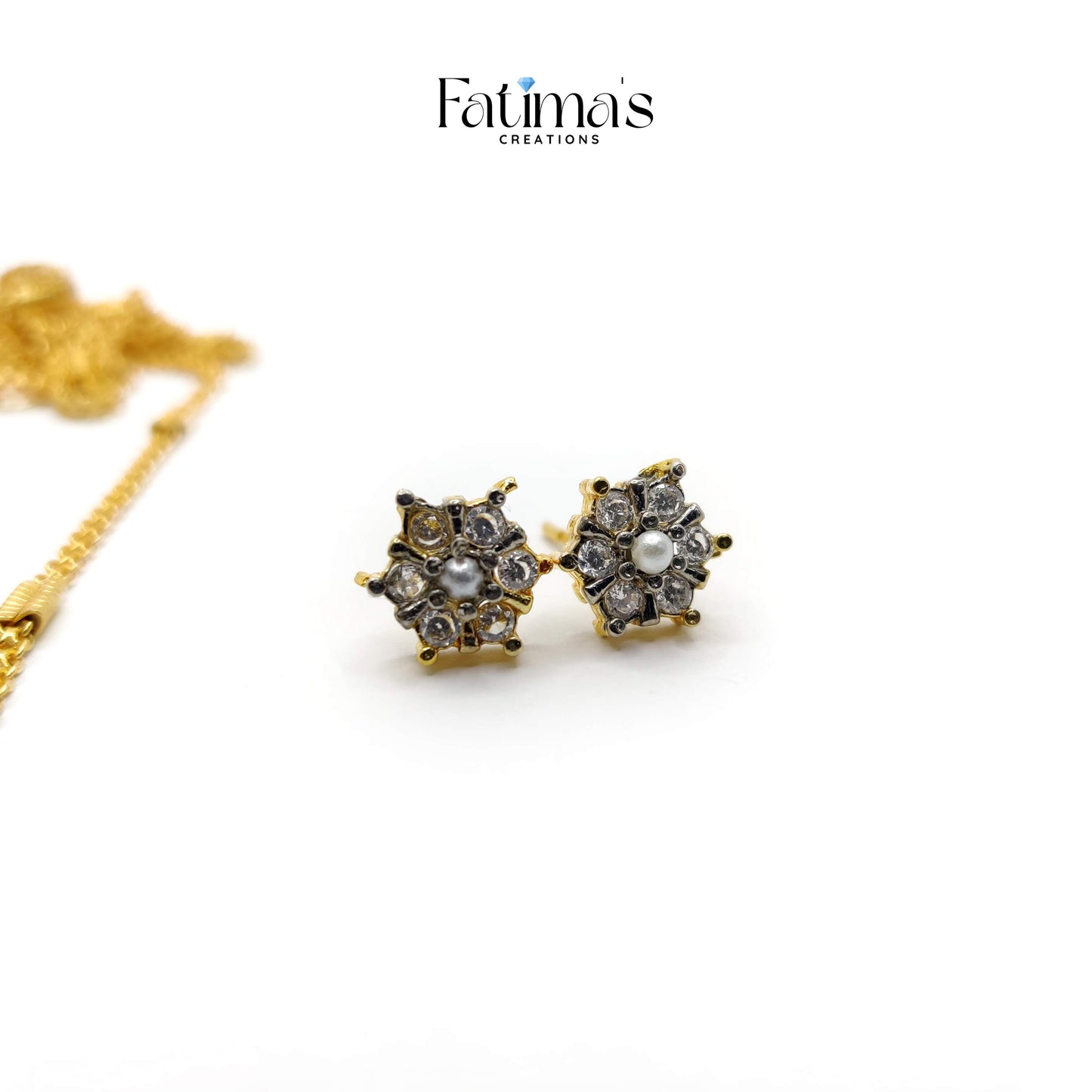 Flower Combo Set β Delicate Floral Jewelry Trio with Locket, Earrings & Ring for Women