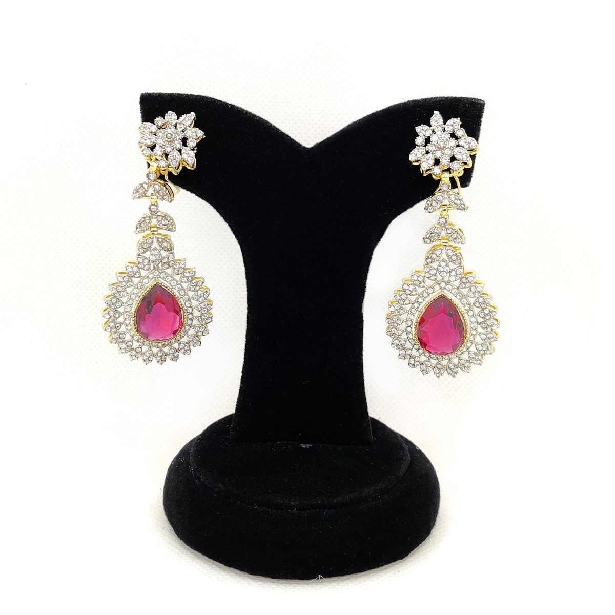 Royal Zirqon Earrings – Emerald Green Teardrop Earrings with Zirkon Detailing by Fatima’s Creations