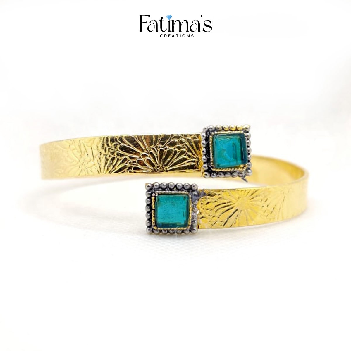 Handcrafted Vintage Square Stone Karra β Elegant Floral Engraved Open Bangle for Women