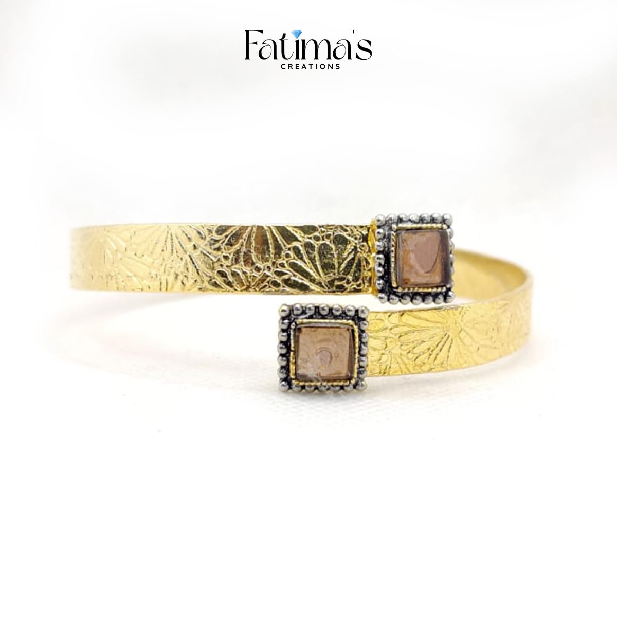 Handcrafted Vintage Square Stone Karra β Elegant Floral Engraved Open Bangle for Women