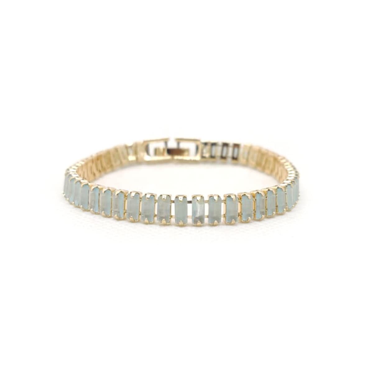 Elegant Tennis Bracelet β Minimalist Gold Plated Stone Bracelet for Women | Daily Wear & Party Jewelry