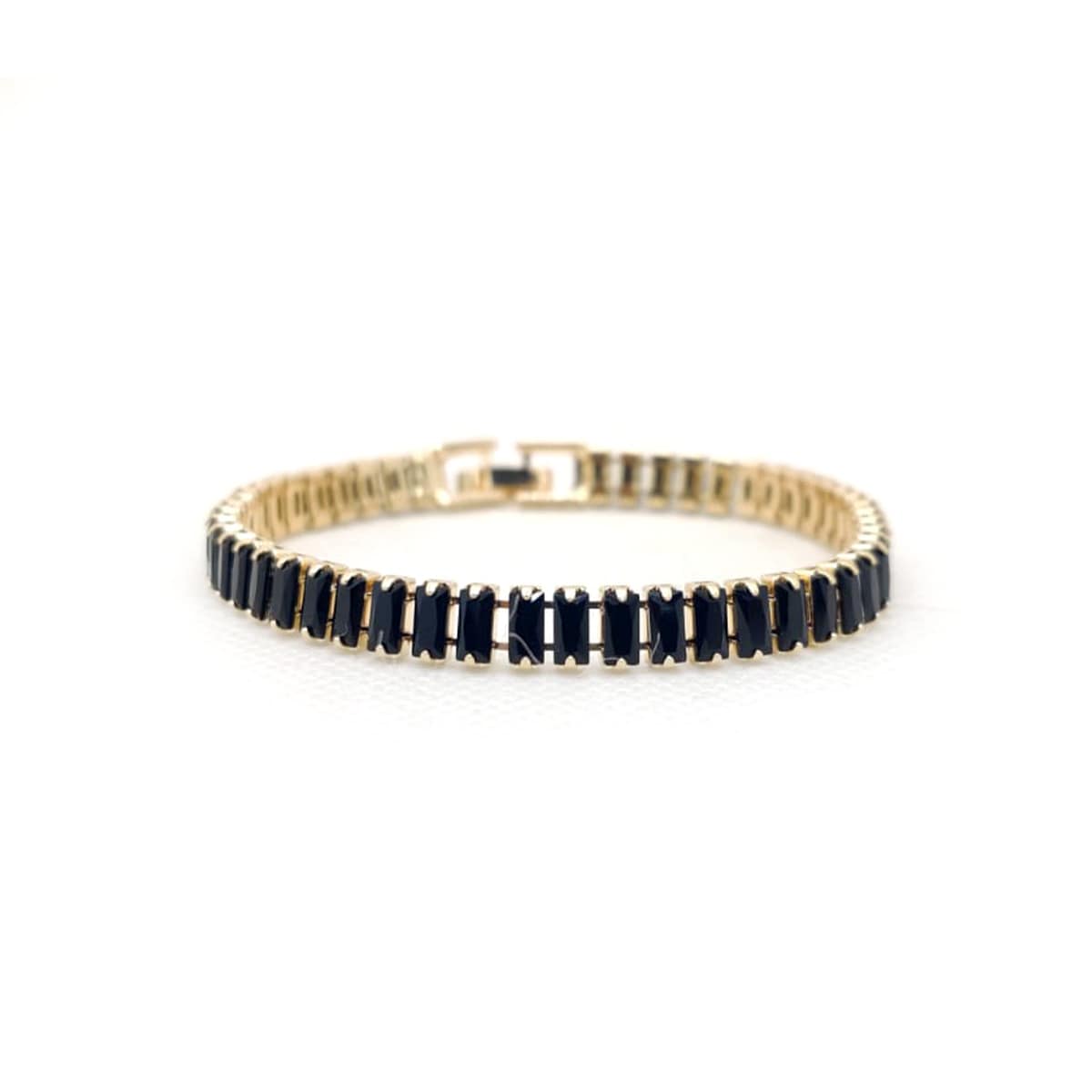 Elegant Tennis Bracelet β Minimalist Gold Plated Stone Bracelet for Women | Daily Wear & Party Jewelry