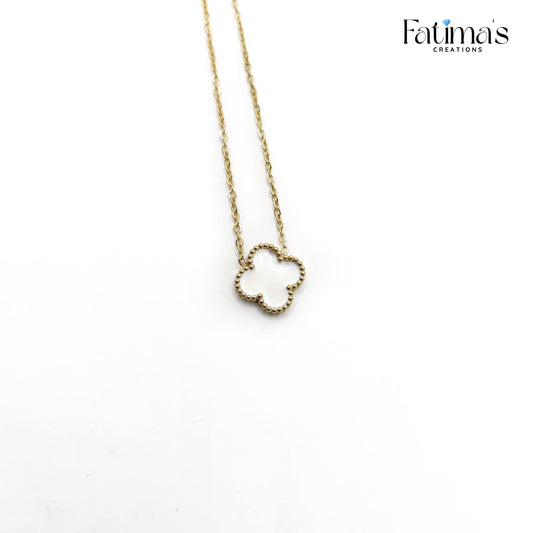 Elegant Clover Locket Pendant – Minimalist Handmade Jewelry✨